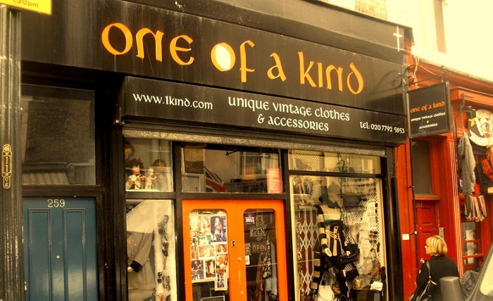 Shoppen in Londen in de vintage winkel One of a Kind. De vintagewinkel waar Rachel Zoe en Kate Moss shoppen. Ga naar One of a Kind in Londen.